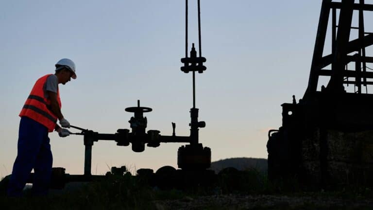 Trump admitió que EE. UU. «tomó el petróleo» de Venezuela tras el ataque militar y ahora lo refina en Texas 3 Trump admitió que EE. UU. «tomó el petróleo» de Venezuela tras el ataque militar y ahora lo refina en Texas