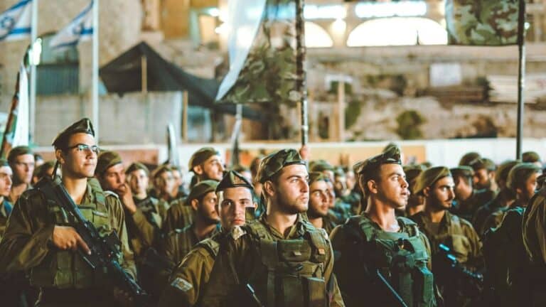 La Embajada de EE. UU. en Israel reconoce «opciones muy limitadas» para salir del país 8 La Embajada de EE. UU. en Israel reconoce «opciones muy limitadas» para salir del país