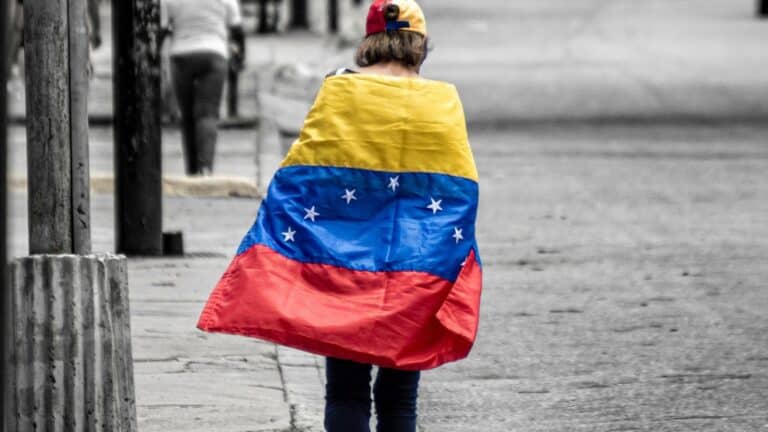 María Corina Machado tiende la mano a inversores estadounidenses: petróleo y minerales críticos a cambio de apoyo a la transición democrática 1 María Corina Machado tiende la mano a inversores estadounidenses: petróleo y minerales críticos a cambio de apoyo a la transición democrática
