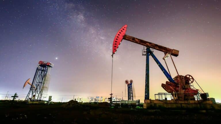 Trump anuncia la primera refinería de Estados Unidos en 50 años con una inversión de 300 mil millones de dólares 1 Trump anuncia la primera refinería de Estados Unidos en 50 años con una inversión de 300 mil millones de dólares