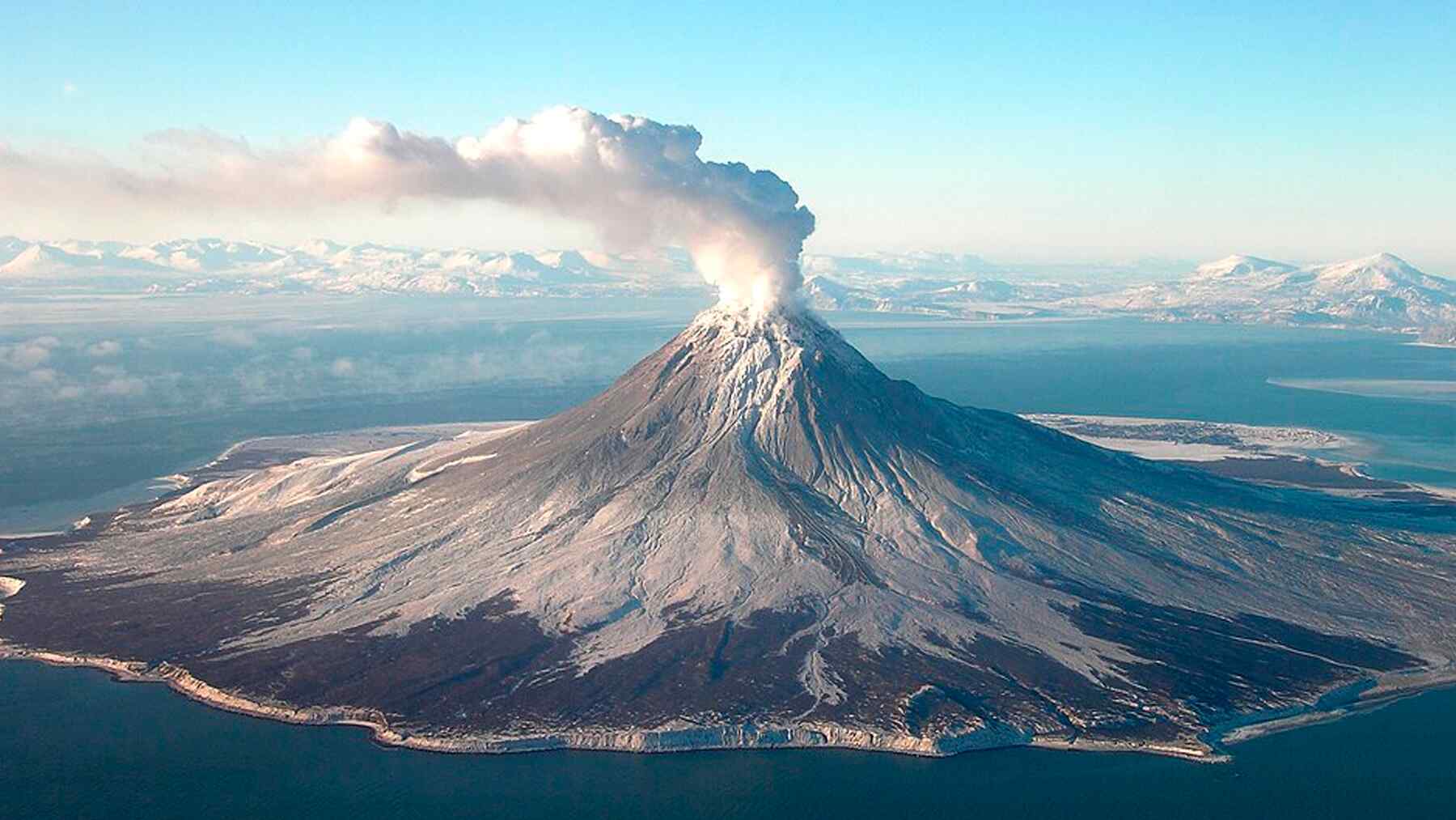 Descubren algo totalmente inesperado sobre los volcanes, dependiendo de su ubicación, algunos están ayudando a combatir el calentamiento global