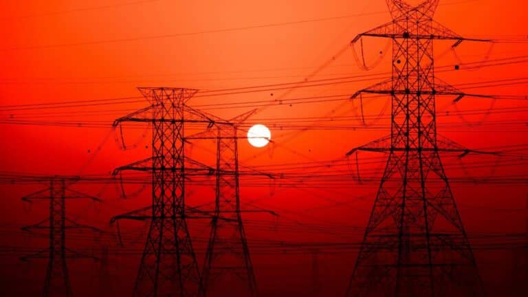 El Congreso alerta por el déficit energético que dejará la IA y avanza en leyes para proteger a los consumidores 10 El Congreso alerta por el déficit energético que dejará la IA y avanza en leyes para proteger a los consumidores