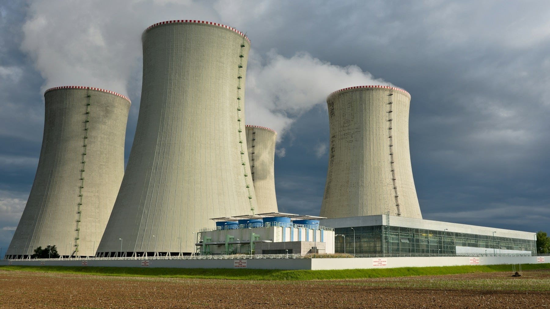 La Fuerza Aérea designó dos bases como posibles sedes para microrreactores nucleares