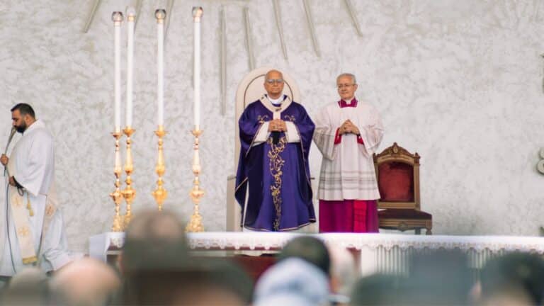 Misa vespertina de la Cena del Señor: León XIV inaugura el Triduo Pascual clamando contra la brutalidad 10 Misa vespertina de la Cena del Señor: León XIV inaugura el Triduo Pascual clamando contra la brutalidad