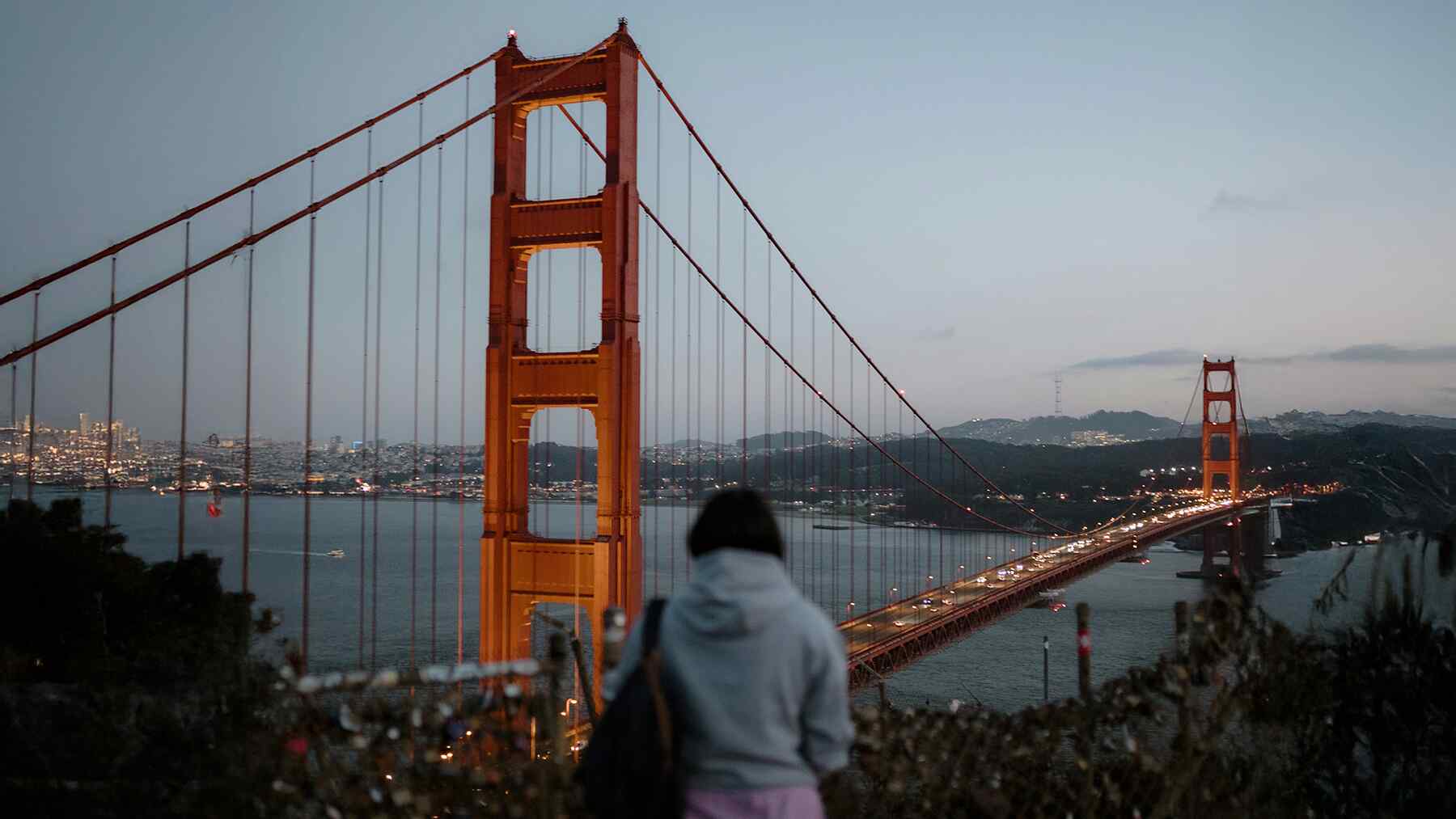 Inmigrantes en California están recibiendo una ayuda de hasta US$1000 y libre de las miradas del Gobierno federal, pero no es para todos