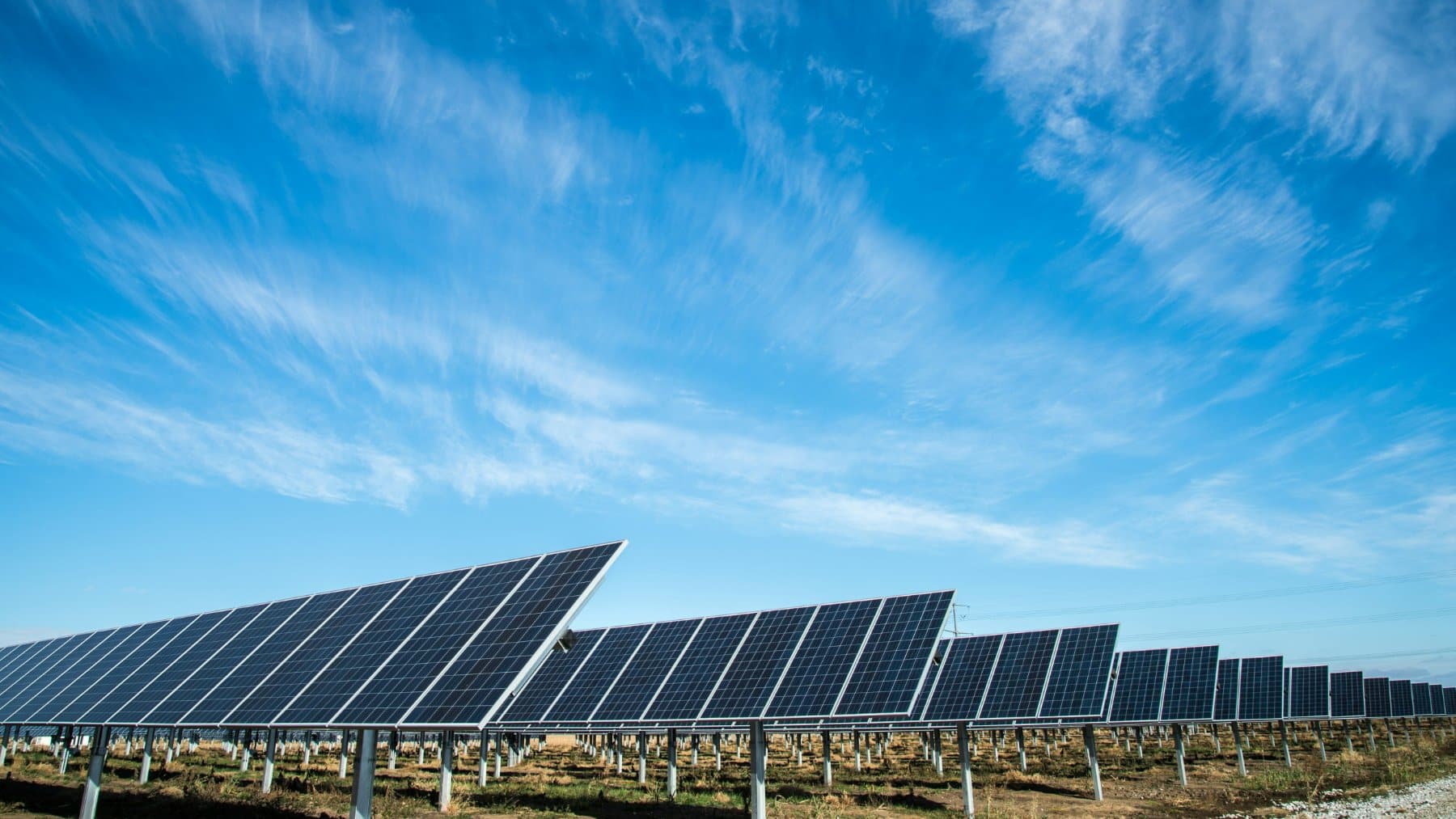 La producción de energía solar superó a la de gas natural en California