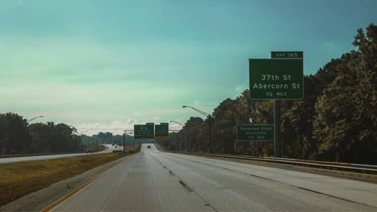 El Congreso acelera su plan de infraestructura con más fondos para carreteras y un recorte histórico al transporte ferroviario 3 El Congreso acelera su plan de infraestructura con más fondos para carreteras y un recorte histórico al transporte ferroviario