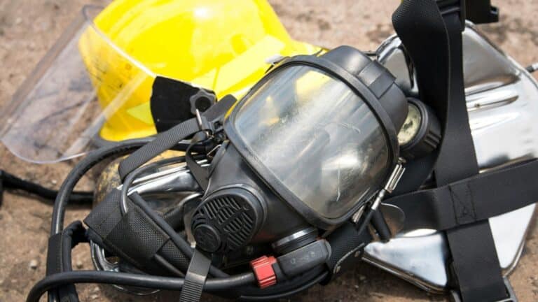 La EPA advierte que incendios e inundaciones podrían liberar tóxicos de sitios contaminados federales sobre 13 millones de estadounidenses 10 La EPA advierte que incendios e inundaciones podrían liberar tóxicos de sitios contaminados federales sobre 13 millones de estadounidenses