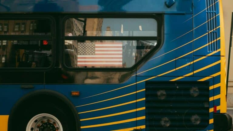 Greyhound pone en marcha una flota conmemorativa para celebrar los 250 años de Estados Unidos 6 Greyhound pone en marcha una flota conmemorativa para celebrar los 250 años de Estados Unidos