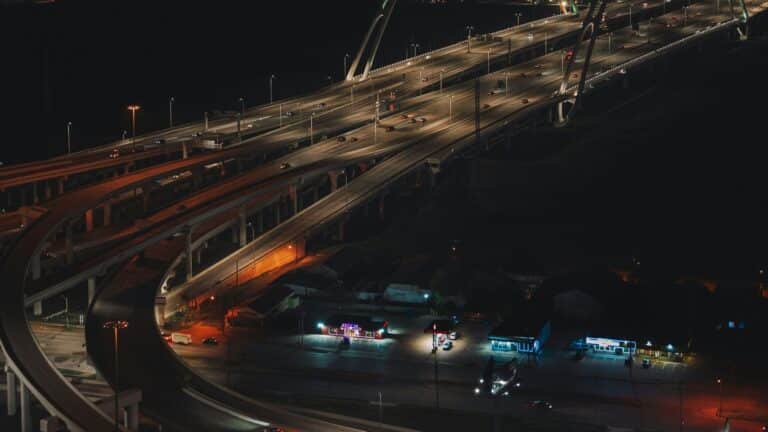 El rediseño de la I-35E en Texas avanza y apunta a un tráfico con menos congestionamiento y menos emisiones 9 El rediseño de la I-35E en Texas avanza y apunta a un tráfico con menos congestionamiento y menos emisiones