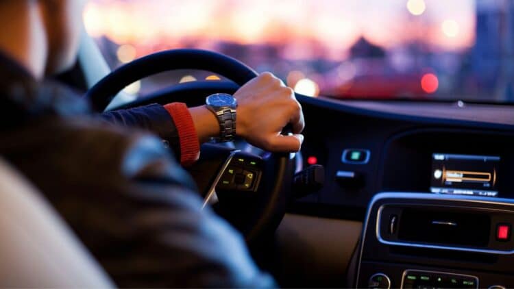 Nueva York le pone límites a las aseguradoras y apunta a descomprimir el costo del seguro de automóviles 1 reforma nueva york seguro de automoviles vehiculos automoviles aseguradoras hochul