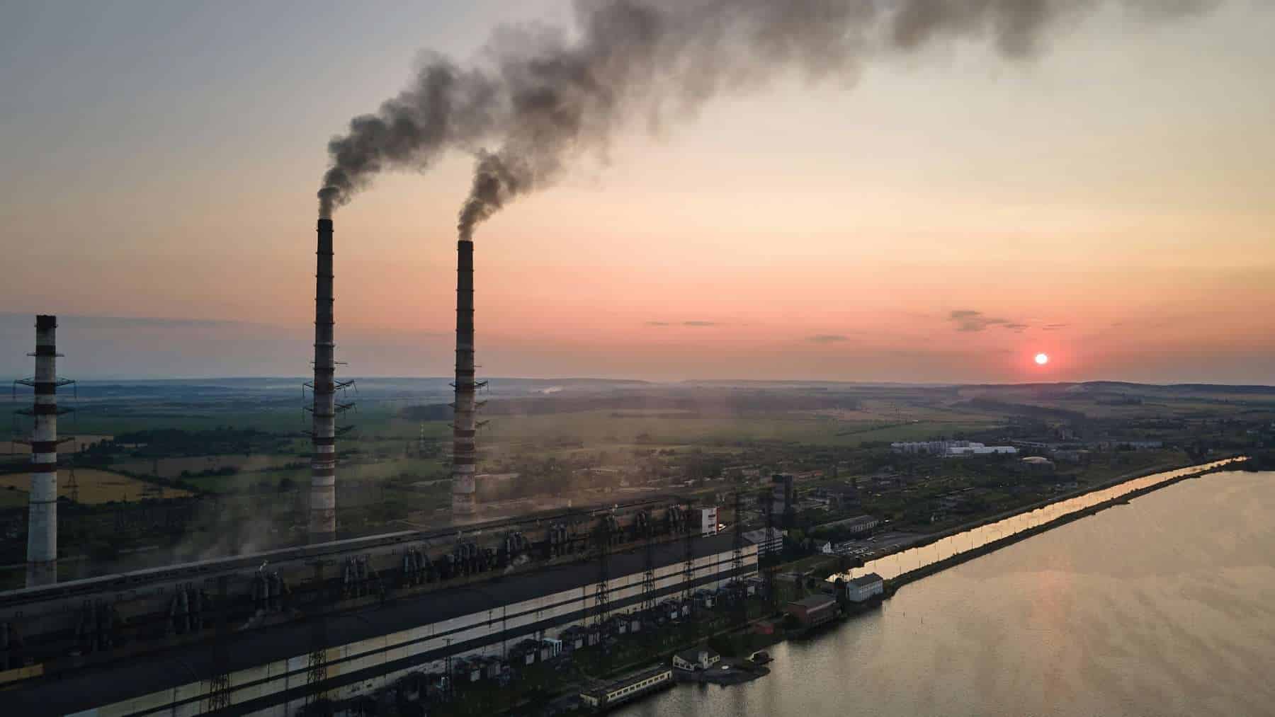 La Casa Blanca resalta los beneficios económicos y energéticos del plan «hermoso y limpio carbón» impulsado por Donald Trump