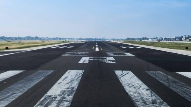 Nebraska invierte US$100 millones para una pista militar y profundiza el desarrollo militar 9 Nebraska invierte US$100 millones para una pista militar y profundiza el desarrollo militar