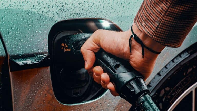 Pensilvania destina US$25 millones para expandir los cargadores eléctricos en el oeste del estado