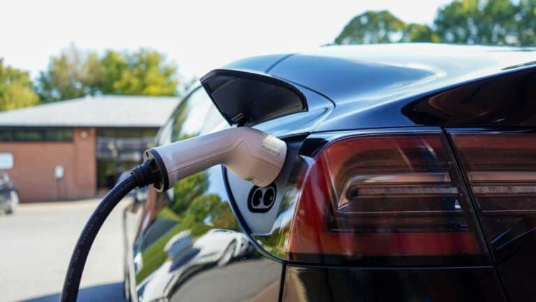Rhode Island registra un crecimiento del 262% en vehículos eléctricos y lanza nuevos programas de transporte limpio 9 Rhode Island registra un crecimiento del 262% en vehículos eléctricos y lanza nuevos programas de transporte limpio