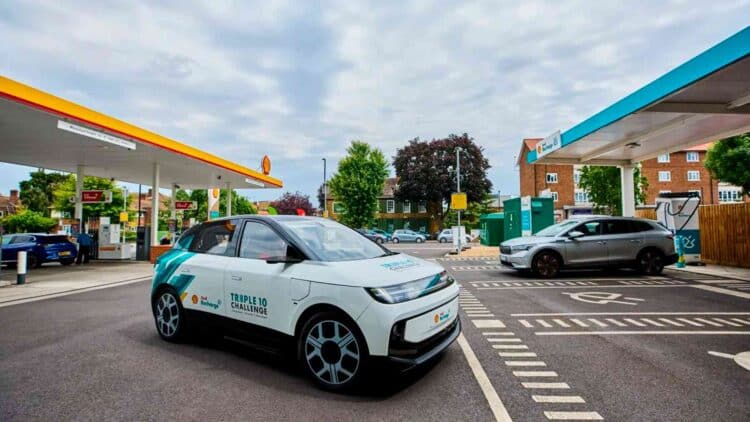 Una de las petroleras más importantes del planeta acaba de presentar algo inesperado: Un coche eléctrico que promete cargar en menos de 10 minutos y consumir mucha menos energía 1 coche eléctrico