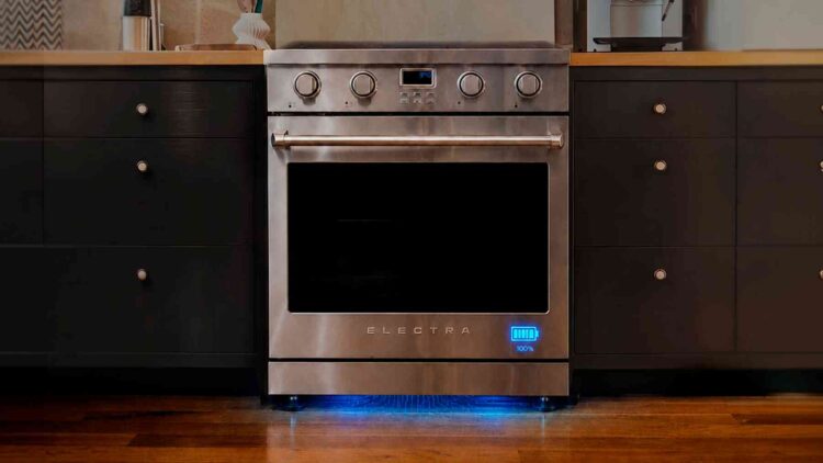 Una startup de Brooklyn quiere que los hogares tengan más opciones para almacenar energía y está convirtiendo cocinas de inducción en pequeñas baterías 1 cocina