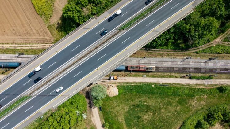 Senador Adam Schiff celebra inversiones federales en infraestructura de transporte en California 1 Adam Schiff transporte