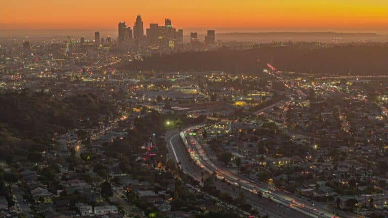 La EPA confirma que dos zonas de California superan años de incumplimiento en la calidad del aire