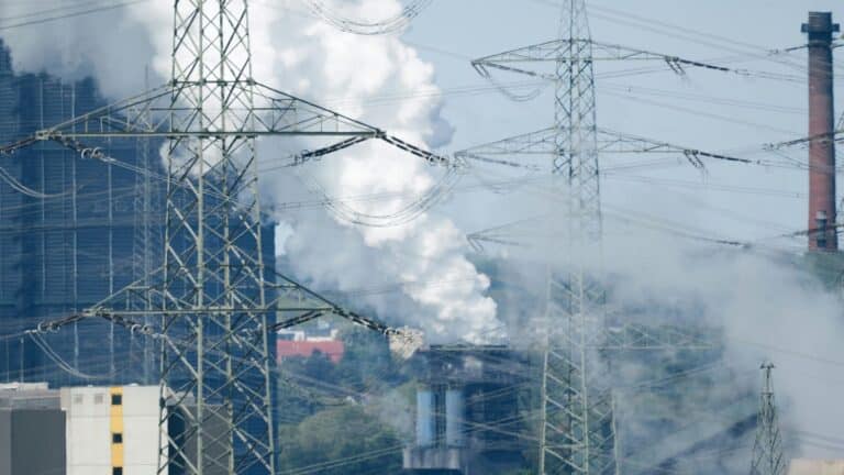 El precio del carbono recauda más de US$107 000 millones a nivel mundial 5 El precio del carbono recauda más de US$107 000 millones a nivel mundial