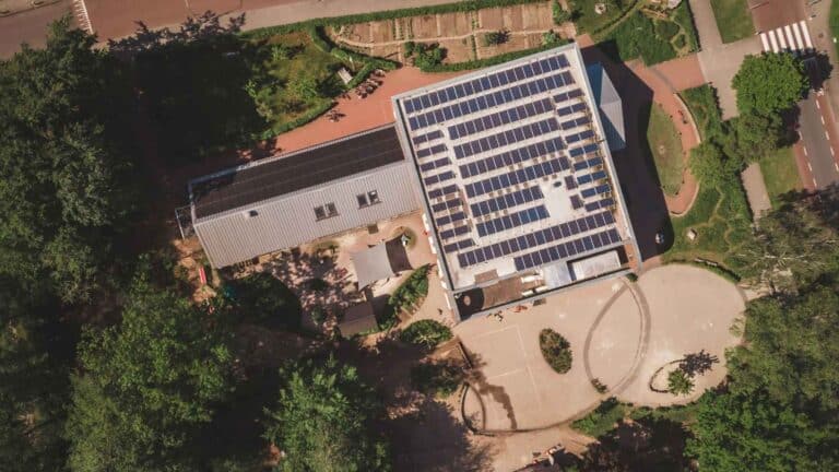 Los 6 casos que la SEIA eligió para mostrar el ahorro solar en escuelas 4 Los 6 casos que la SEIA eligió para mostrar el ahorro solar en escuelas