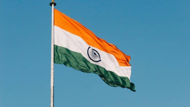 Los 5 puntos sobre energía y minerales para entender la relación estratégica entre Estados Unidos e India en su día patrio