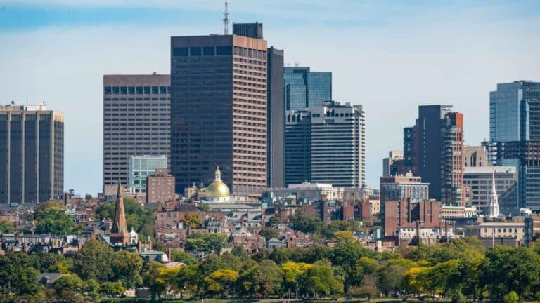Massachusetts cumple los estándares de aire limpio y redobla esfuerzos en su monitoreo ambiental 1 Massachusetts cumple los estándares de aire limpio y redobla esfuerzos en su monitoreo ambiental