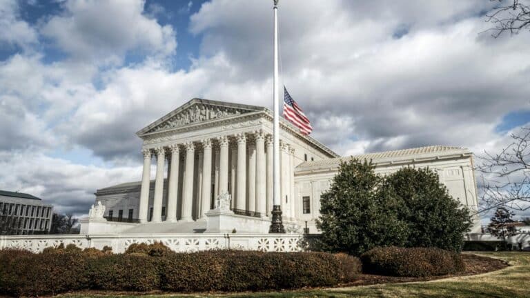 Donald Trump tomó juramento a Todd Blanche como nuevo fiscal general de Estados Unidos 7 Donald Trump tomó juramento a Todd Blanche como nuevo fiscal general de Estados Unidos