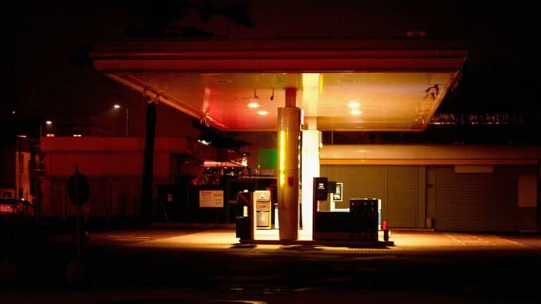 Trump redobla la presión sobre Chevron y ExxonMobil, a quienes acusa de lucrar con la guerra 6 Trump redobla la presión sobre Chevron y ExxonMobil, a quienes acusa de lucrar con la guerra