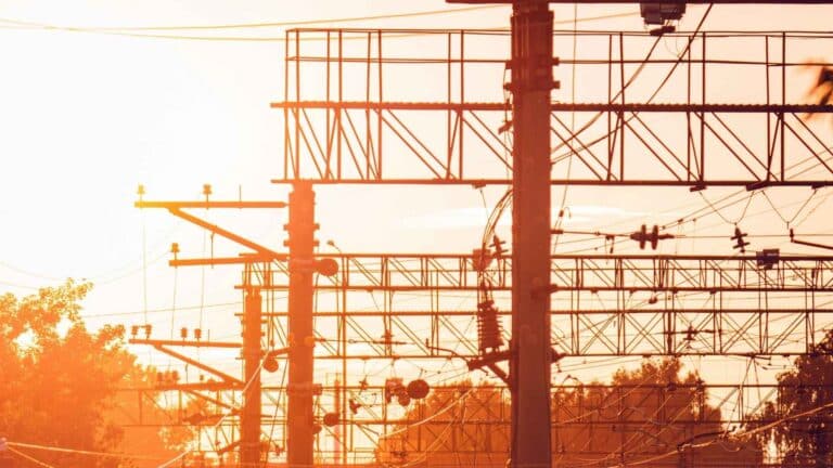 Arlington y Alexandria se unen para defender la energía limpia en la compra de Dominion Energy