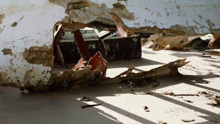 La Justicia de EE. UU. condena a empresario de Chicago por ocultar asbesto en una demolición 1 La Justicia de EE. UU. condena a empresario de Chicago por ocultar asbesto en una demolición