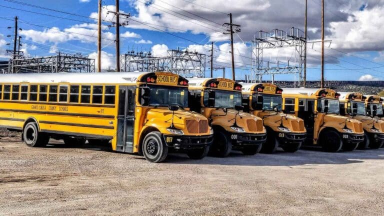 Nueva York promueve la transición a buses escolares eléctricos de cara a 2040 2 Nueva York promueve la transición a buses escolares eléctricos de cara a 2040