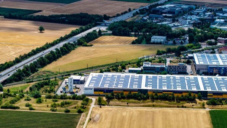 Rhode Island acelera y completa 113 proyectos de energía limpia con más de US$200 millones 10 Rhode Island acelera y completa 113 proyectos de energía limpia con más de US$200 millones