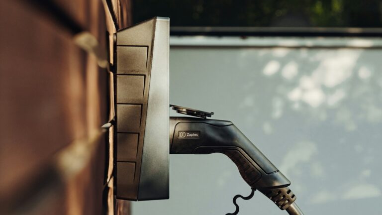 ChargePoint y Eaton lanzan una solución de recarga compacta de 600 kW 2 ChargePoint y Eaton lanzan una solución de recarga compacta de 600 kW