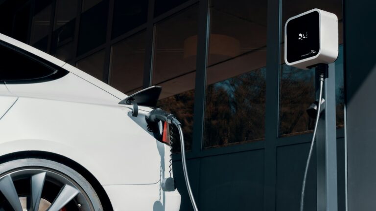 ChargePoint impulsa el despliegue de infraestructura de carga rápida para corredores viales con programas de capacitación técnica 2 ChargePoint impulsa el despliegue de infraestructura de carga rápida para corredores viales con programas de capacitación técnica