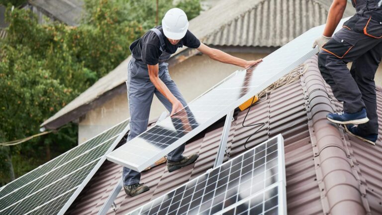 La CPUC promueve la instalación de infraestructura solar en comunidades vulnerables de California para optimizar el consumo residencial y la sostenibilidad urbana 2 La CPUC promueve la instalación de infraestructura solar en comunidades vulnerables de California para optimizar el consumo residencial y la sostenibilidad urbana