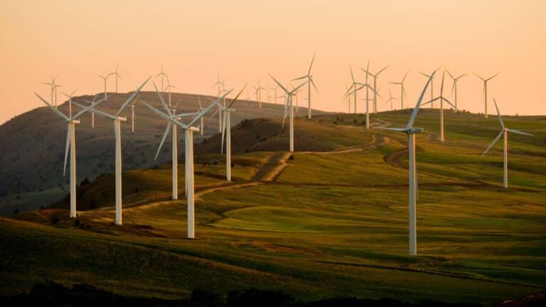 Nuevo México supera su meta de energías limpias para 2030 con gran ventaja