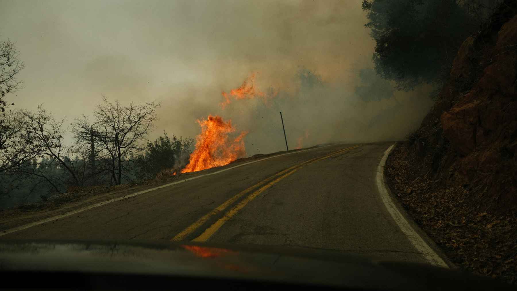 California brinda información en tiempo real sobre incendios y otras emergencias para reforzar la seguridad vial en la región