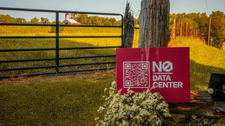 La NWF advierte sobre el impacto económico de los centros de datos en tierras agrícolas de EE. UU. 2 La NWF advierte sobre el impacto económico de los centros de datos en tierras agrícolas de EE. UU.